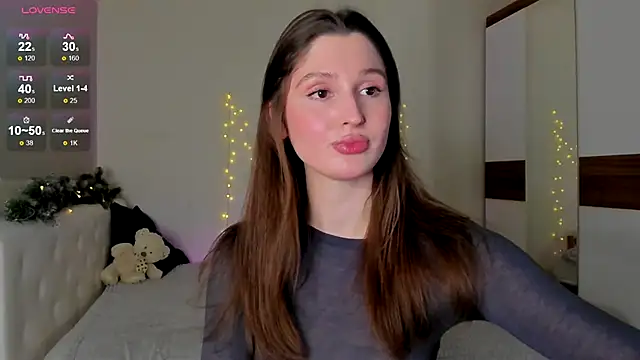 Snapshot of tender_babyy chatting on December 21, 2:26 pm tender babyy online show from December 21, 2:26 pm