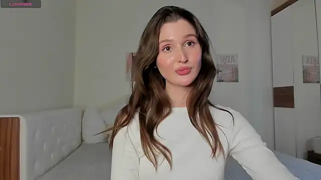 Snapshot of tender_babyy chatting on February 5, 2:05 pm tender babyy online show from February 5, 2:05 pm