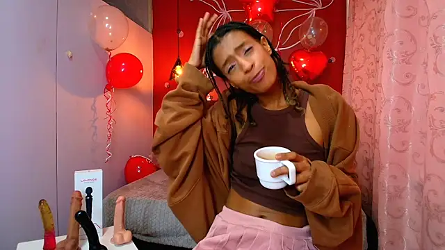 Zia Green online show from February 15, 3:28 pm