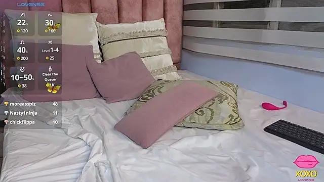 lou rosse  online show from March 4, 12:39 am