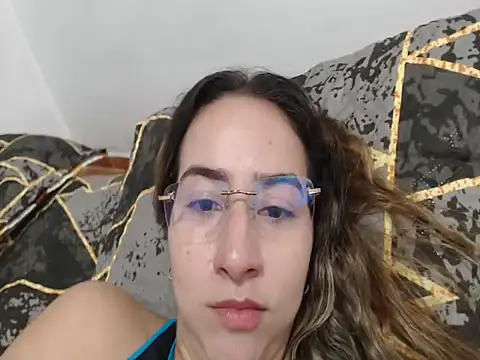 Snapshot of odette_brigh chatting on October 2, 2:57 pm odette brigh online show from October 2, 2:57 pm