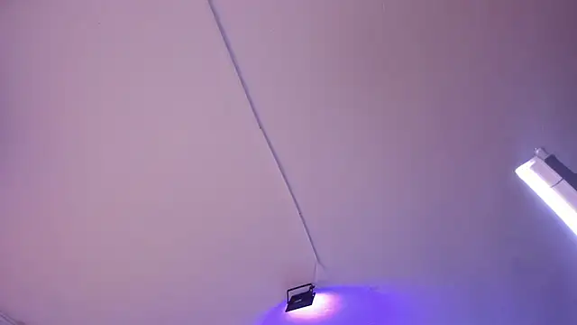 Amy Kiitty  online show from December 2, 12:43 pm