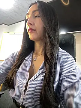 Snapshot of Amy_Kiitty_ chatting on May 6, 1:38 pm Amy Kiitty online show from May 6, 1:38 pm
