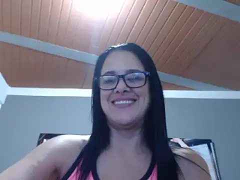 Snapshot of Antonella2_4 chatting on January 10, 12:06 am Antonella2 4 online show from January 10, 12:06 am