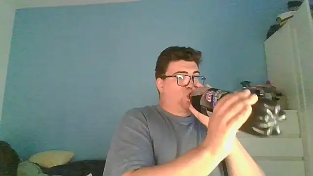 Snapshot of sorolla12 chatting on June 17, 6:31 pm sorolla12 online show from June 17, 6:31 pm