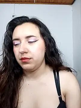 Emi chik online show from December 6, 4:36 am