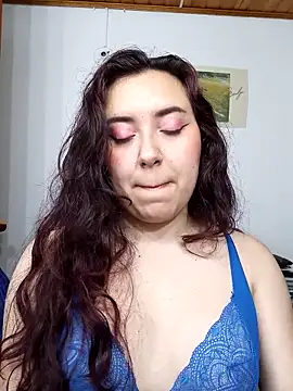 Emi chik online show from March 22, 10:15 pm