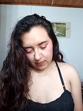 Emi chik online show from September 25, 11:14 am