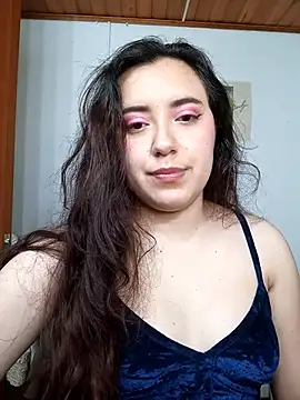 Emi chik online show from November 5, 12:05 pm