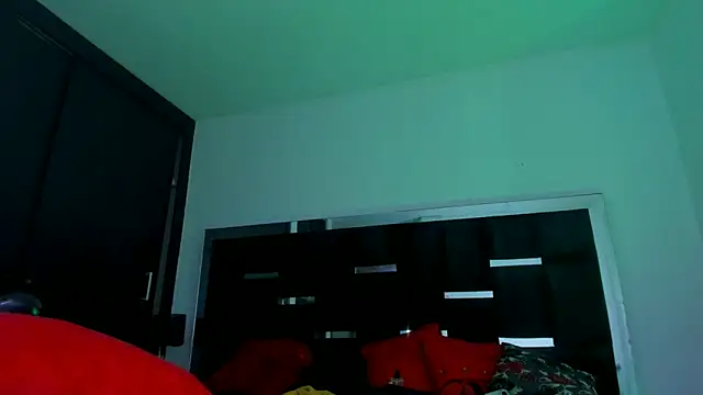 Eyleen Santos online show from March 5, 7:54 pm