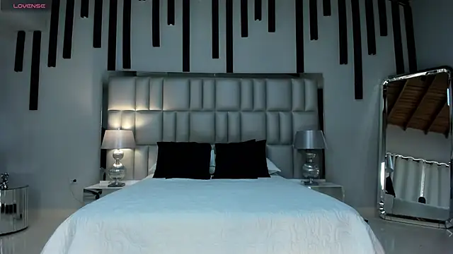 KatieNolan 1 online show from November 15, 6:26 pm