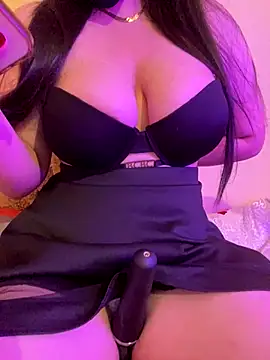 Cameelia online show from November 5, 5:24 pm