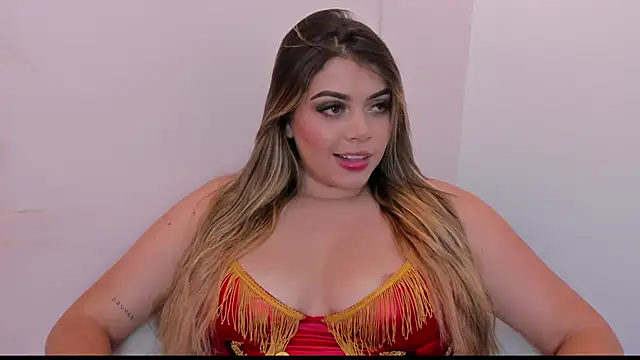 Snapshot of thaliafox_ chatting on December 18, 6:32 am thaliafox  online show from December 18, 6:32 am