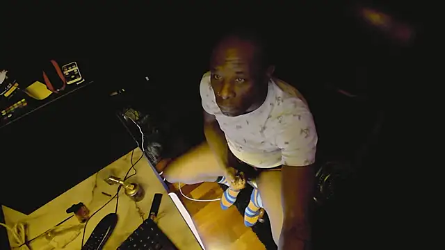 Pressure69mee online show from February 6, 3:16 am