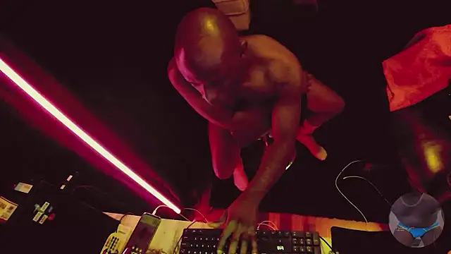 Pressure69mee online show from February 26, 10:04 am