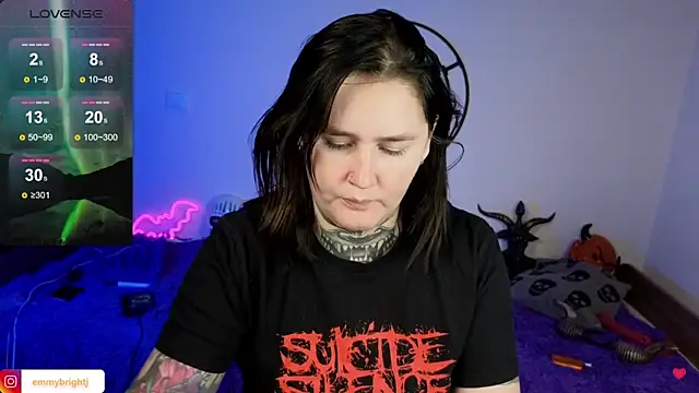 Snapshot of Emmybrightj_ chatting on November 29, 1:30 am Emmybrightj online show from November 29, 1:30 am