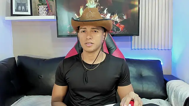 yei-sant online show from November 20, 3:07 am