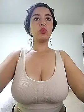 hailey85 online show from January 6, 8:56 pm