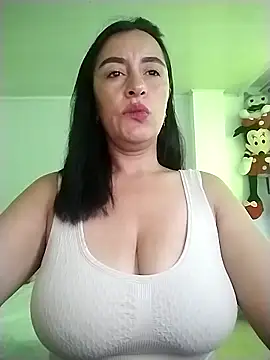 hailey85 online show from January 18, 9:07 pm