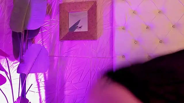 sadashi moon  online show from March 5, 9:49 am