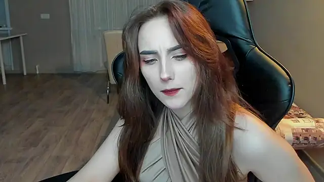 Snapshot of SilverDream chatting on February 7, 9:48 pm SilverDream online show from February 7, 9:48 pm