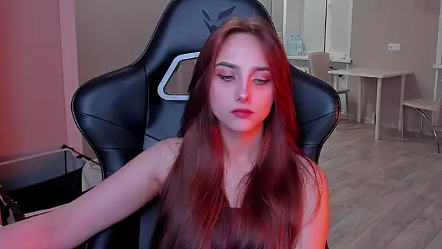 Snapshot of SilverDream chatting on November 7, 9:26 pm SilverDream online show from November 7, 9:26 pm