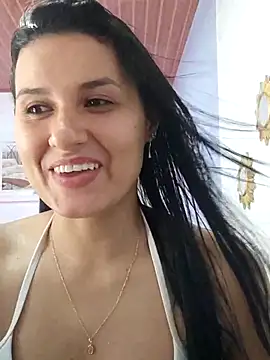 Snapshot of elena_jonees chatting on February 24, 9:52 pm elena jonees online show from February 24, 9:52 pm