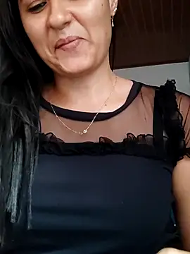Snapshot of elena_jonees chatting on March 12, 6:55 pm elena jonees online show from March 12, 6:55 pm