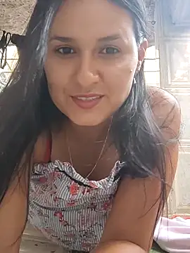 Snapshot of elena_jonees chatting on October 14, 8:42 pm elena jonees online show from October 14, 8:42 pm