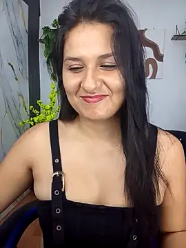 elena jonees online show from April 29, 8:37 pm