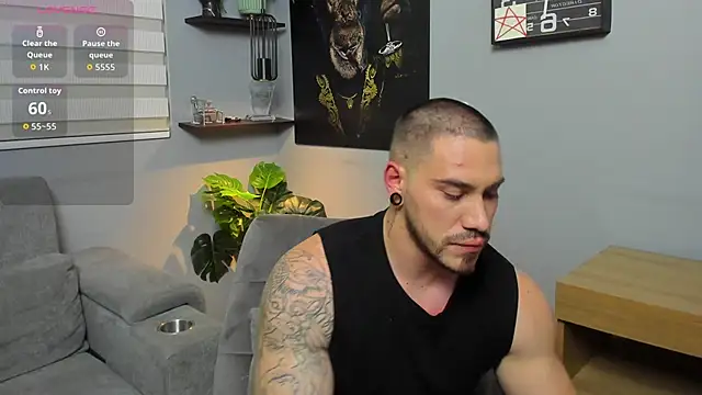 Snapshot of Giorgio-Leone chatting on October 1, 1:22 am Giorgio-Leone online show from October 1, 1:22 am