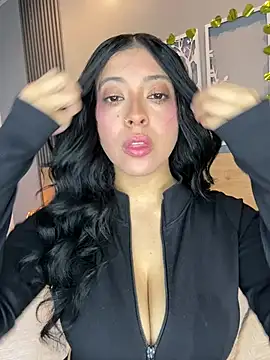 Valery Evaans online show from February 19, 2:40 am