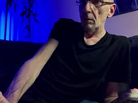 Bula94193 online show from January 13, 9:20 pm