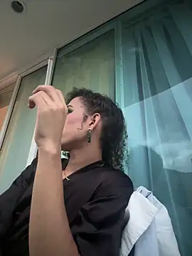 Snapshot of sweet_amalia4 chatting on January 31, 11:03 pm sweet amalia4 online show from January 31, 11:03 pm