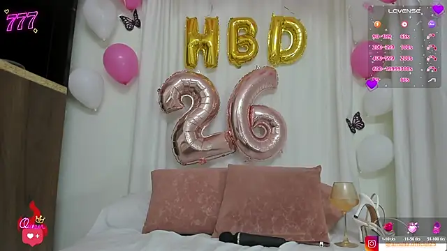 Snapshot of sweet_amalia4 chatting on February 16, 11:56 pm sweet amalia4 online show from February 16, 11:56 pm