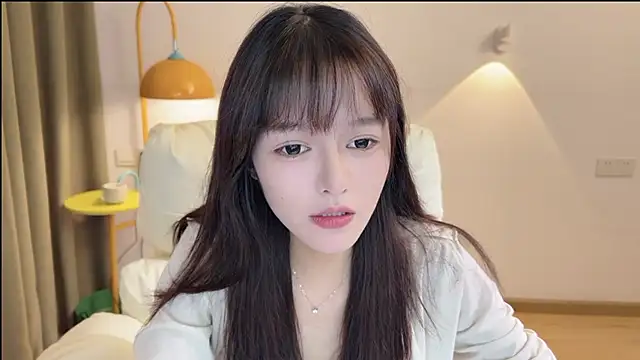 xiaodaibabyy online show from September 18, 7:54 am