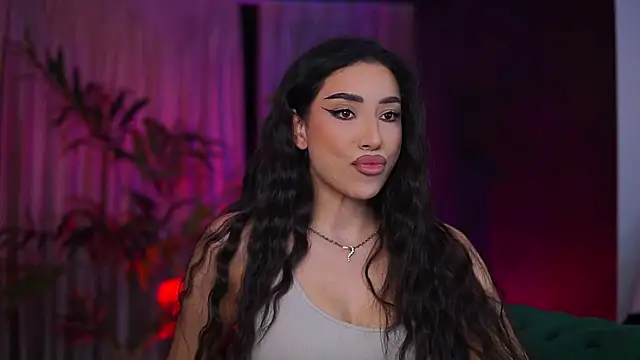 GinaValentinna online show from November 26, 7:48 pm