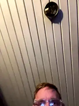 luv2cum7491 online show from December 6, 3:30 am