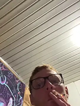 luv2cum7491 online show from October 4, 12:52 am