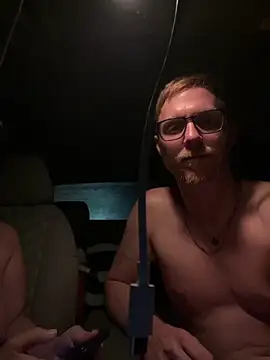 luv2cum7491 online show from March 27, 3:45 am