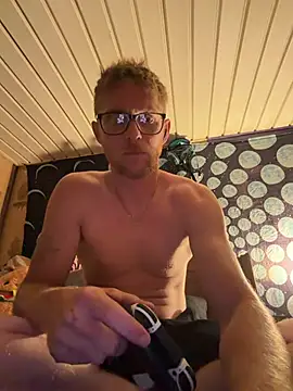 luv2cum7491 online show from July 21, 1:41 am
