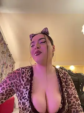 KeiraDark online show from May 1, 4:17 am