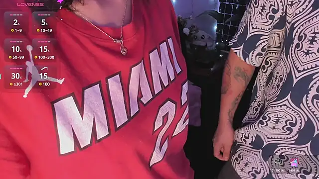 Snapshot of Carlasxdreams chatting on March 6, 5:46 am Carlasxdreams online show from March 6, 5:46 am