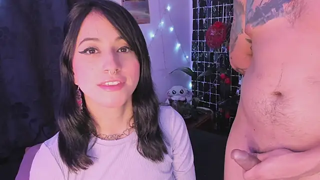 Snapshot of Carlasxdreams chatting on March 7, 5:29 am Carlasxdreams online show from March 7, 5:29 am