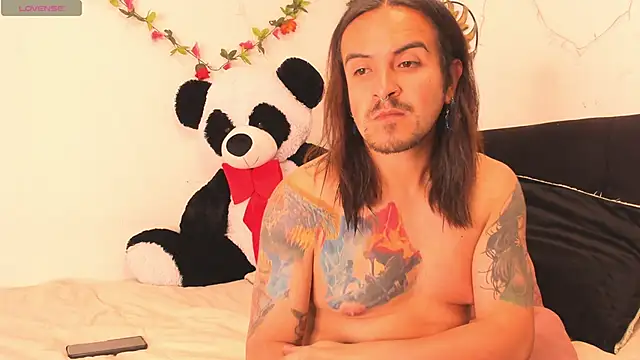 Snapshot of Carlasxdreams chatting on September 15, 3:17 am Carlasxdreams online show from September 15, 3:17 am