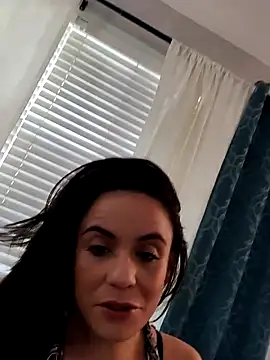 Snapshot of cherrypoptart12 chatting on November 28, 9:39 pm cherrypoptart12 online show from November 28, 9:39 pm