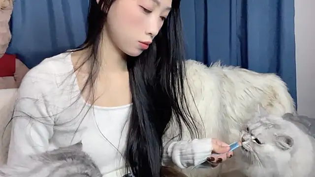 Lili-2 online show from March 3, 4:57 pm