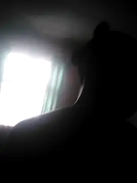 Snapshot of Feathergal69_ chatting on December 18, 8:53 am Feathergal69 online show from December 18, 8:53 am