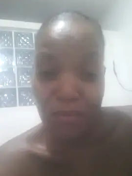 Snapshot of Feathergal69_ chatting on February 18, 7:41 pm Feathergal69 online show from February 18, 7:41 pm