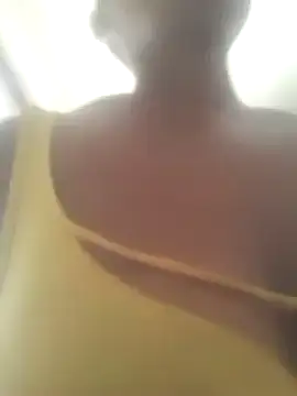 Snapshot of Feathergal69_ chatting on February 20, 9:11 am Feathergal69 online show from February 20, 9:11 am